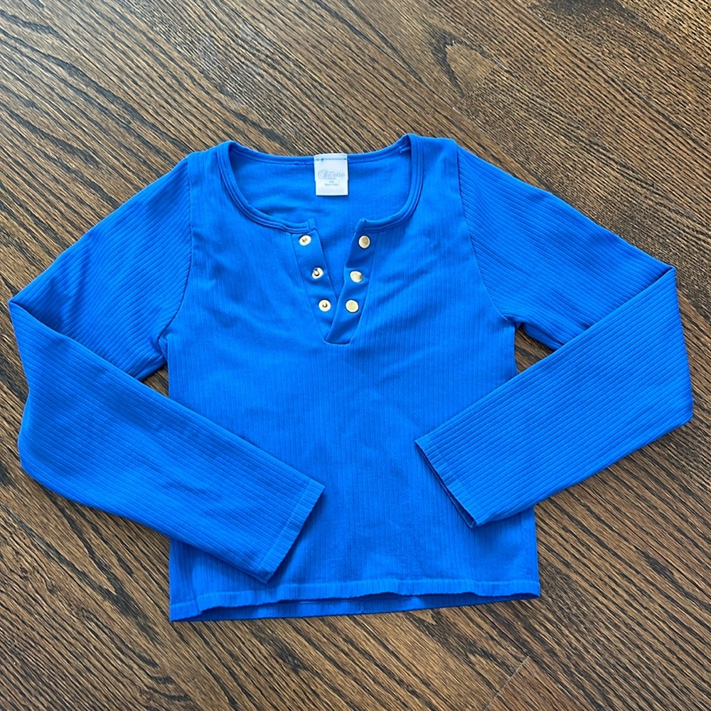 Suzette Collection Tween Girls Blue Cropped Long Sleeve Shirt - size s/m